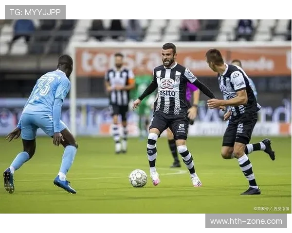 福伦丹与赫拉克莱斯提前上演保级生死战 双方力争逃离降级泥潭