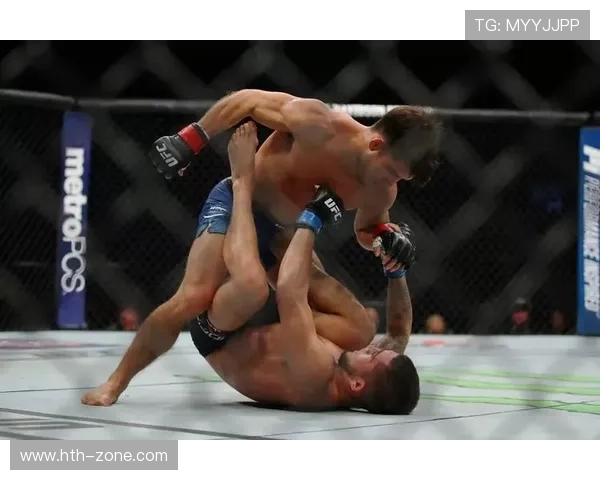 且咬且珍惜！UFC维加斯89赛场出现选手咬人奇葩事件。